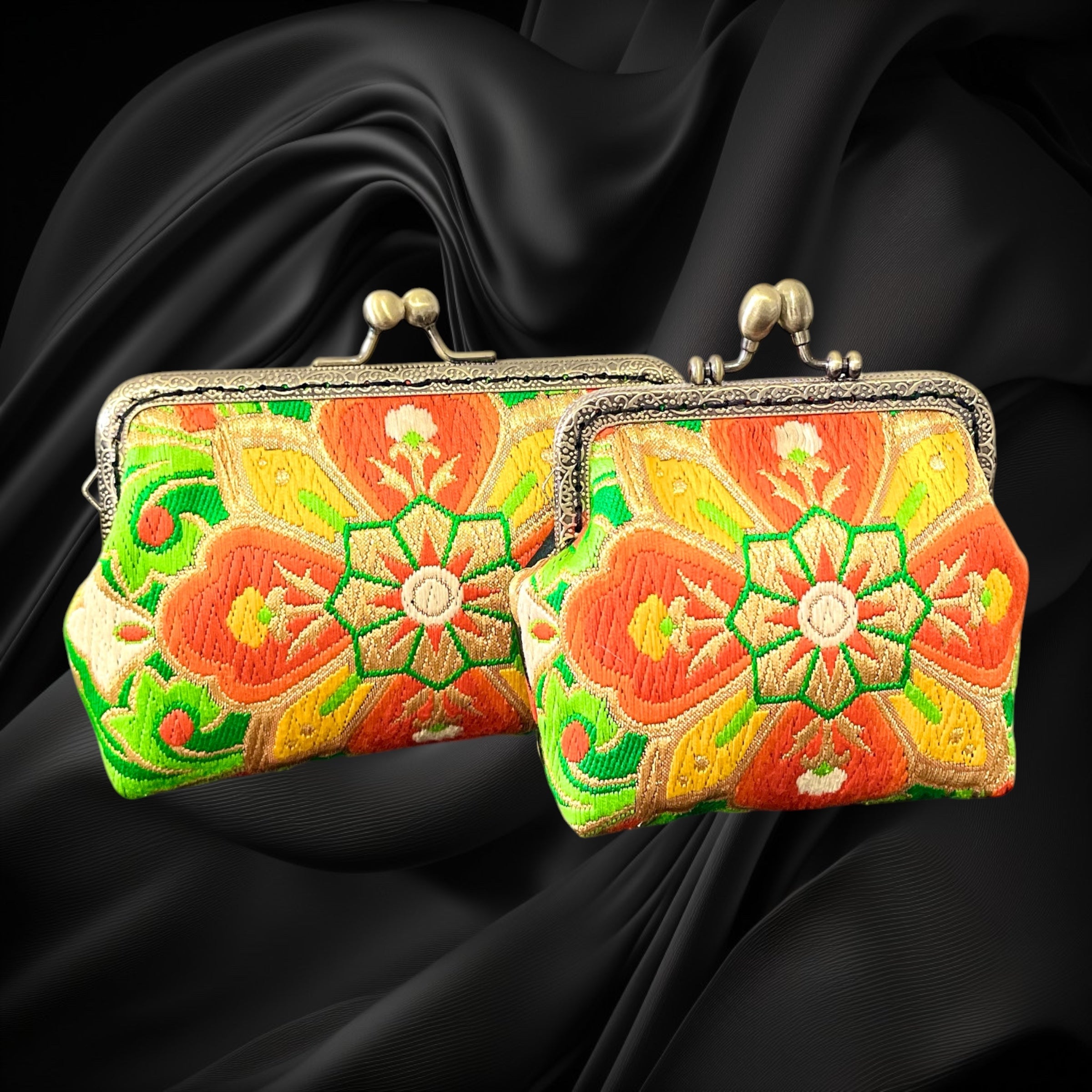 着物リメイク　ミニポーチ Fan Shaped Pouch/扇形ミニポーチ / 着物リメイク | KIMONO